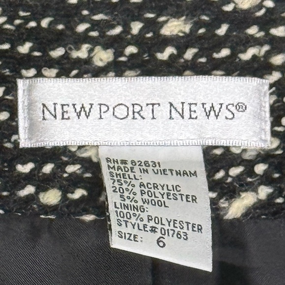 Newport News Black and Ivory Pebbled Tweed Wool Blend Blazer Size 6 - Picture 7 of 7